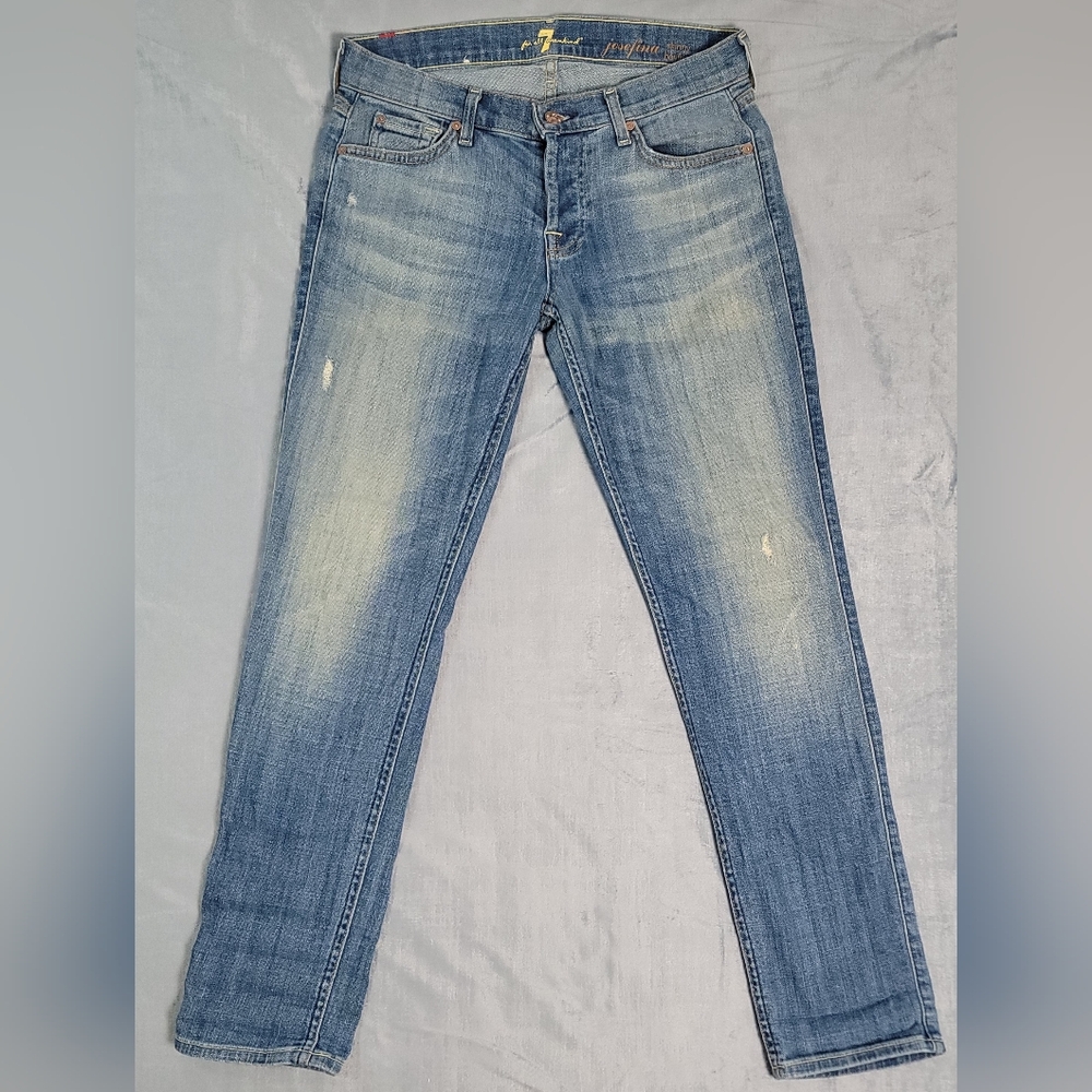7 For All Mankind Women's Straight Leg Jeans in Faded Blue Wash